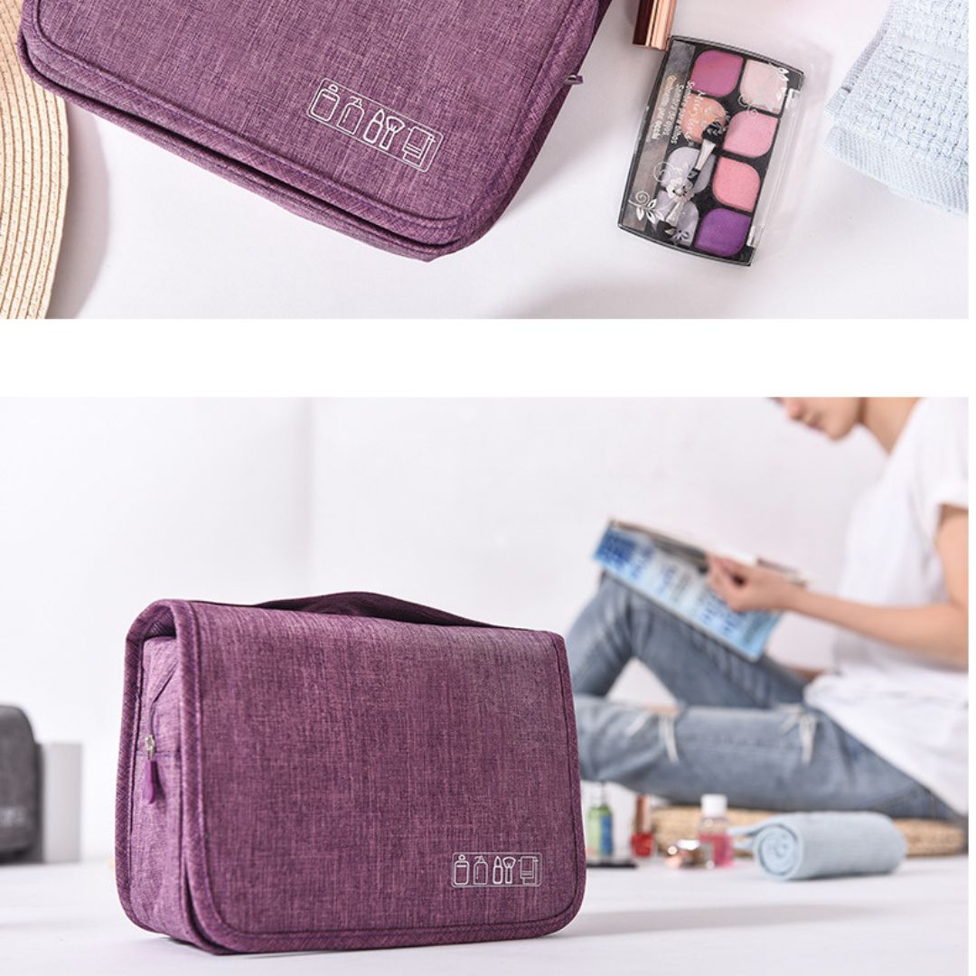 Cutie-de-toaleta-mare-pentru-machiaj-cosmetice-si-articole-de-toaleta-violet